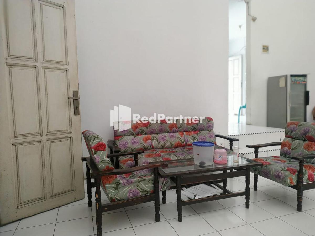 Hotel Samrat Palu Esterno foto